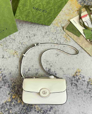 GUCCI Women's Classic Round Lock Flap Top-Handle Bag