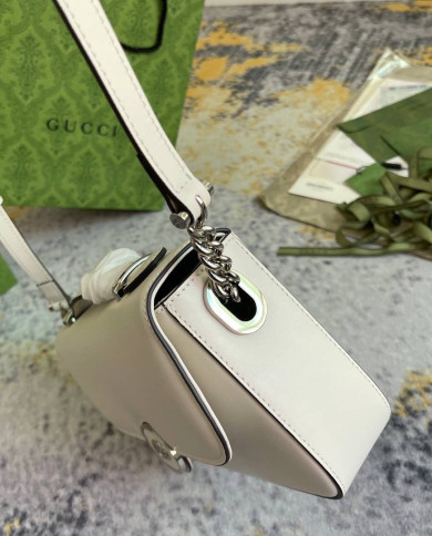GUCCI Women's Shoulder Bag