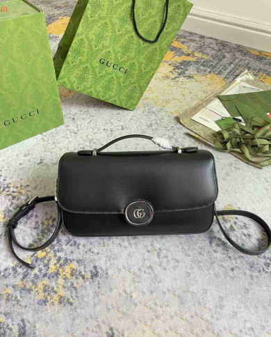 GUCCI Women's Shoulder Bag