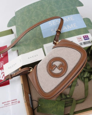 GUCCI Women's Crossbody Bag