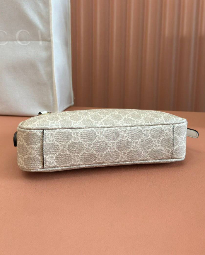 GUCCI Classic Underarm Bag