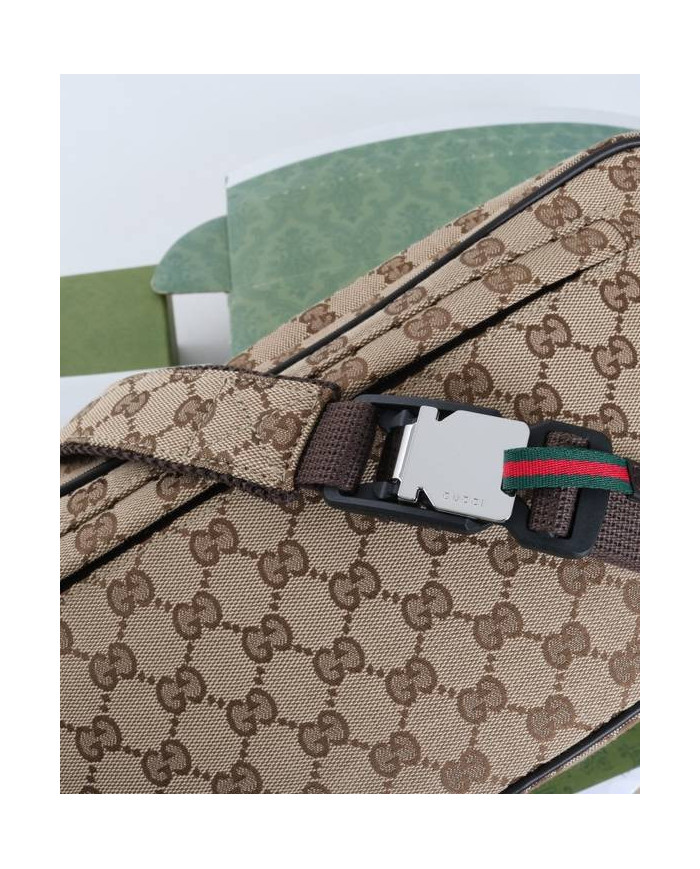 GUCCI Waist Bag GG Zip Pouch