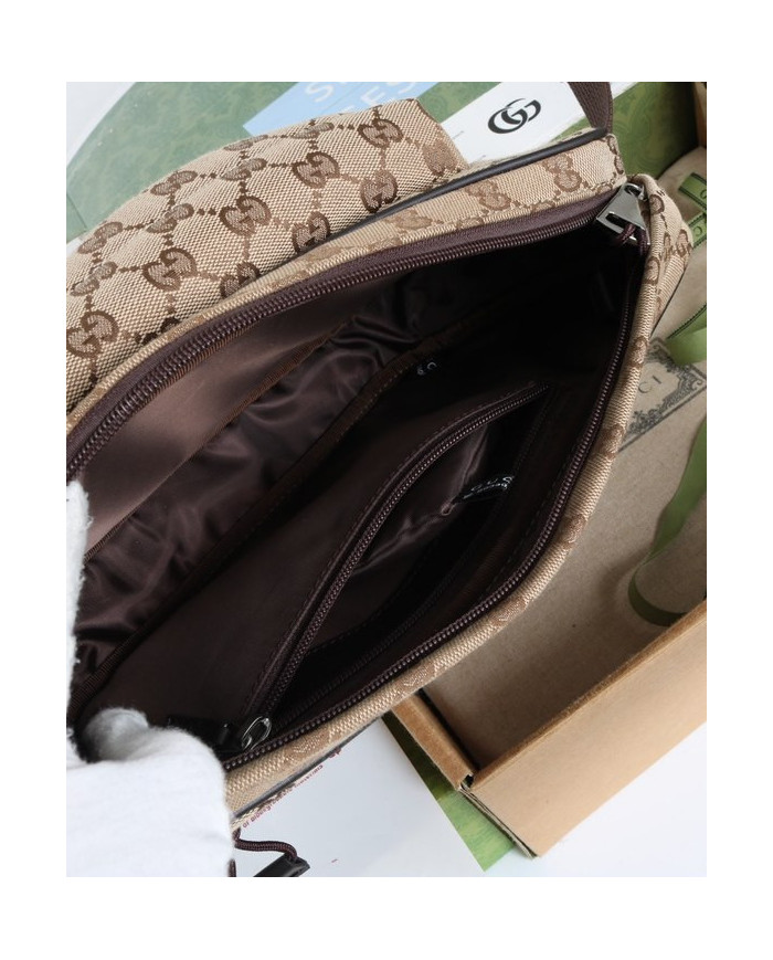 GUCCI Waist Bag GG Zip Pouch