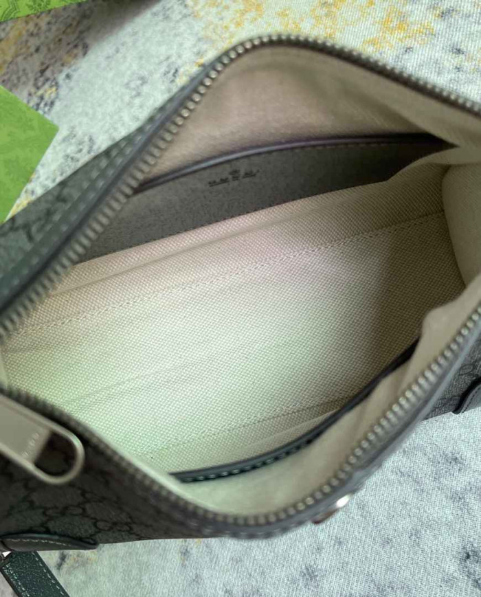 GUCCI GG Embossed Leather Shoulder Bag