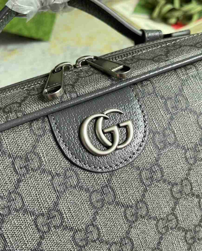 GUCCI Women's Patterned Shoulder Bag