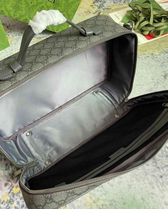 GUCCI Women's Patterned Shoulder Bag