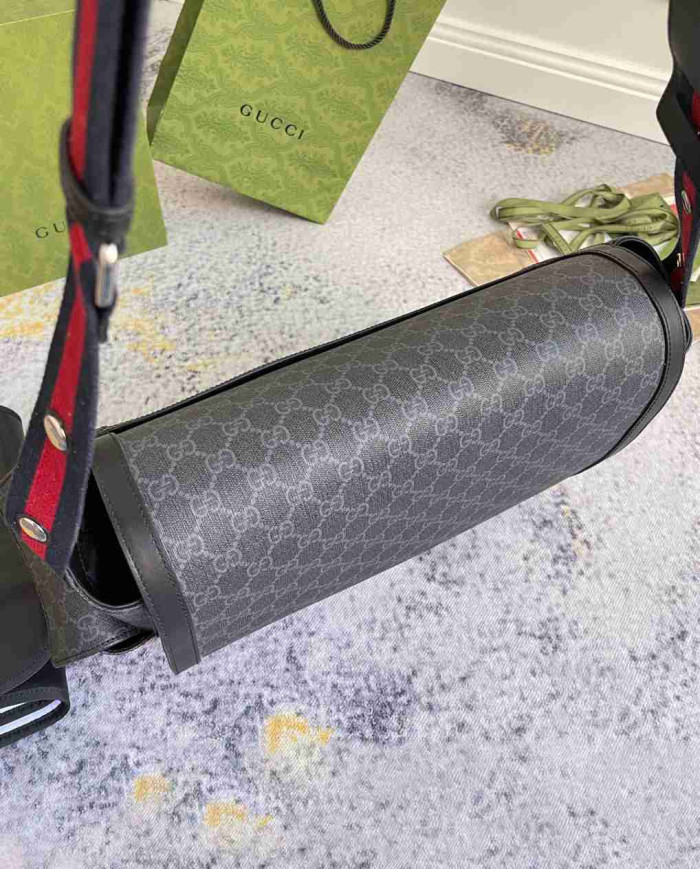 GUCCI Classic Postman's Bag