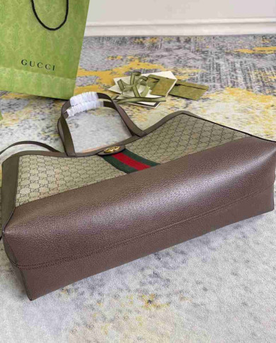 GUCCI GG Emblem Tote Bag