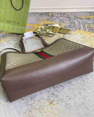 GUCCI GG Emblem Tote Bag