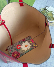 GUCCI GG Emblem Tote Bag