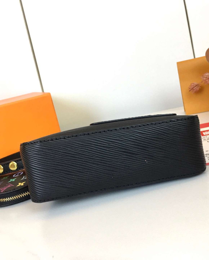 LV Chain Shoulder Bag with Coin Purse