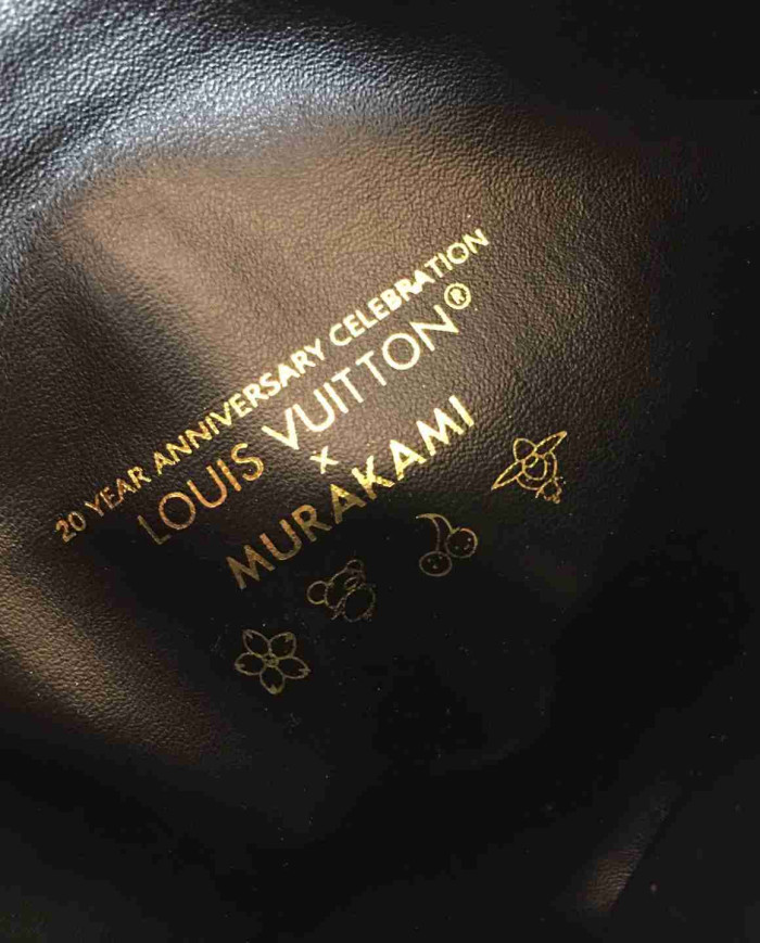 LV Chain Shoulder Bag