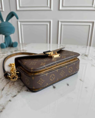 LV Chain Shoulder Bag