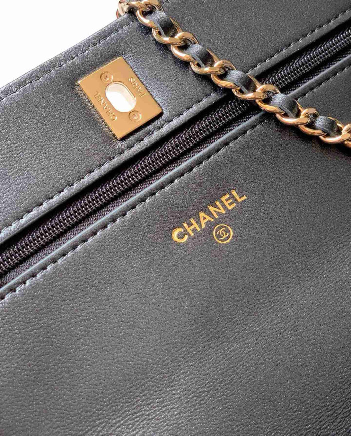 Chanel Quilted Chain Shoulder Bag with Charms