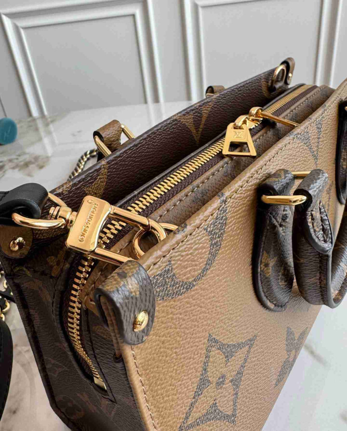 LV Monogram Onthego PM