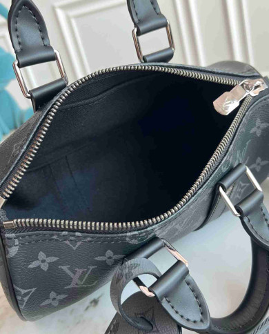 LV Monogram Shadow Keepall Bandoulière 25