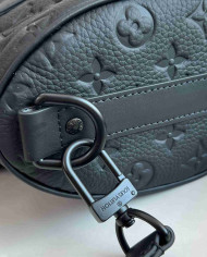 LV Monogram Shadow Keepall Bandoulière 25