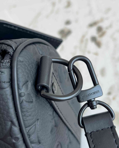 LV Monogram Shadow Keepall Bandoulière 25 with Chain