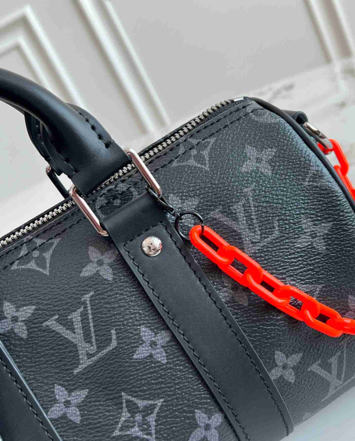 LV Monogram Shadow Keepall Bandoulière 25 with Chain