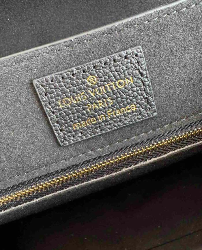 LV Taurillon Leather Locky BB