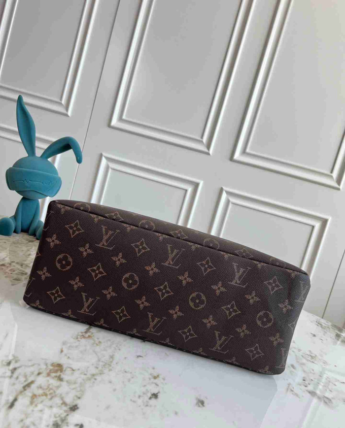 LV Monogram Giant By The Pool Onthego GM
