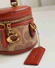 Coach Trail 12 Chain Crossbody