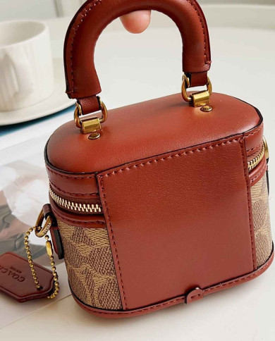 Coach Trail 12 Chain Crossbody