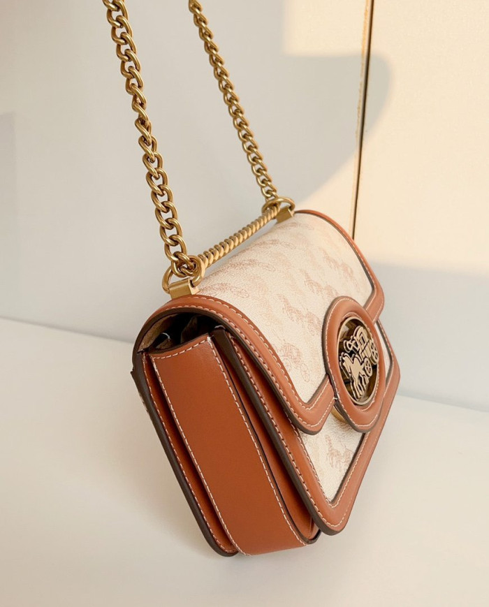 Coach Hero Chain Shoulder Bag