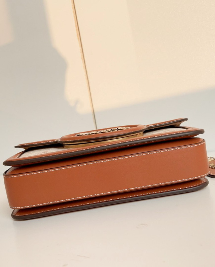 Coach Hero Chain Shoulder Bag