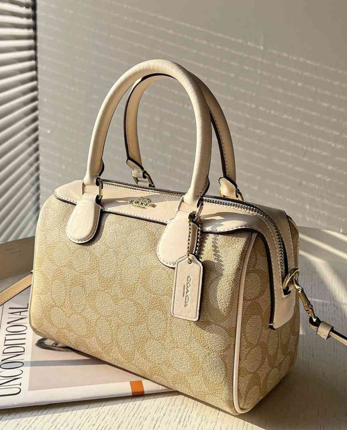 Coach Mini Bennett Top handle Bag