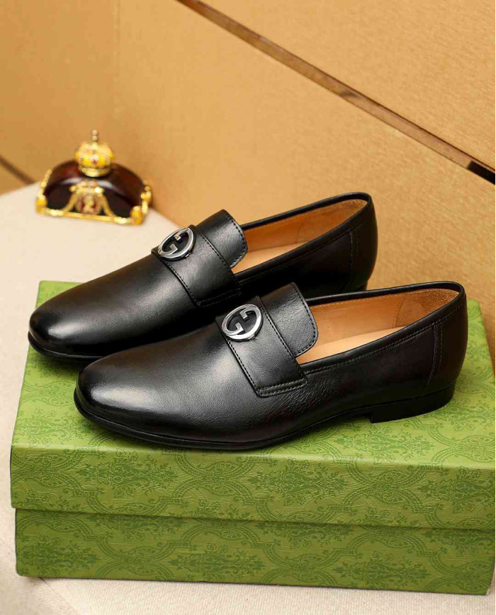 Louis Vuitton Luxury Business Casual Men's Loafers