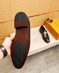Louis Vuitton Men's Business Casual Loafers