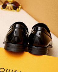 Louis Vuitton Men's Business Casual Loafers