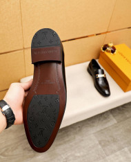 Louis Vuitton Men's Business Casual Loafers
