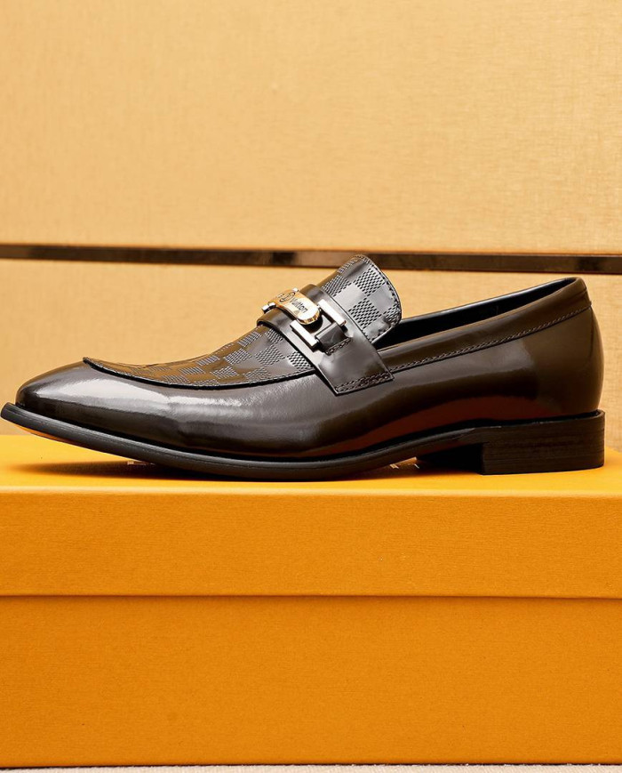 Louis Vuitton Men's Business Casual Loafers