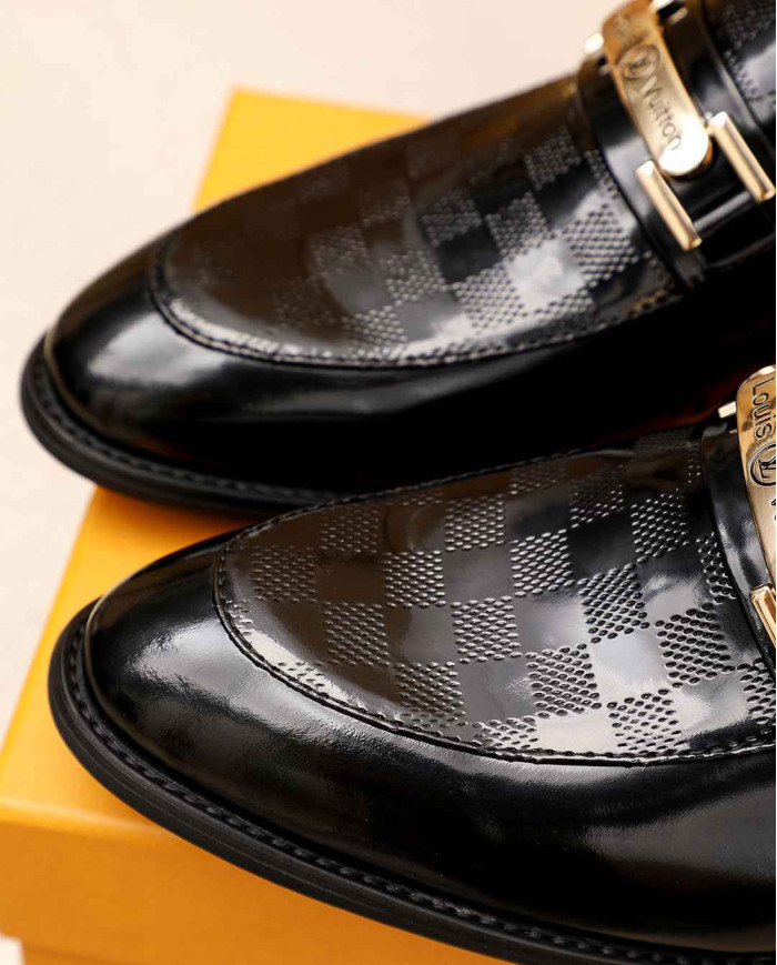 Louis Vuitton Men's Business Casual Loafers