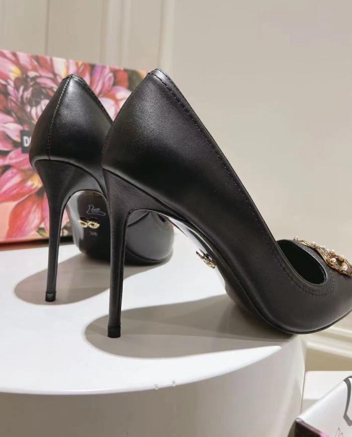 Dolce & Gabbana Women's Leather Pointed Toe Stiletto Sandals