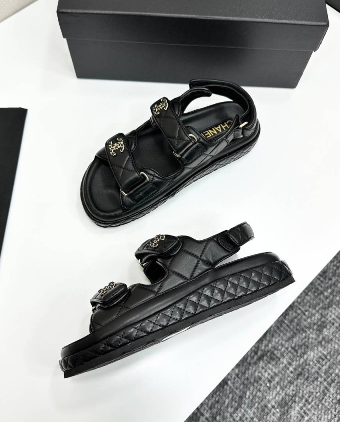Chanel Ladies Quilted Double C Buckle Casual Sandals