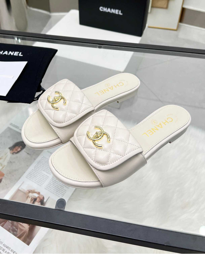 Chanel CC Logo Flat Slippers