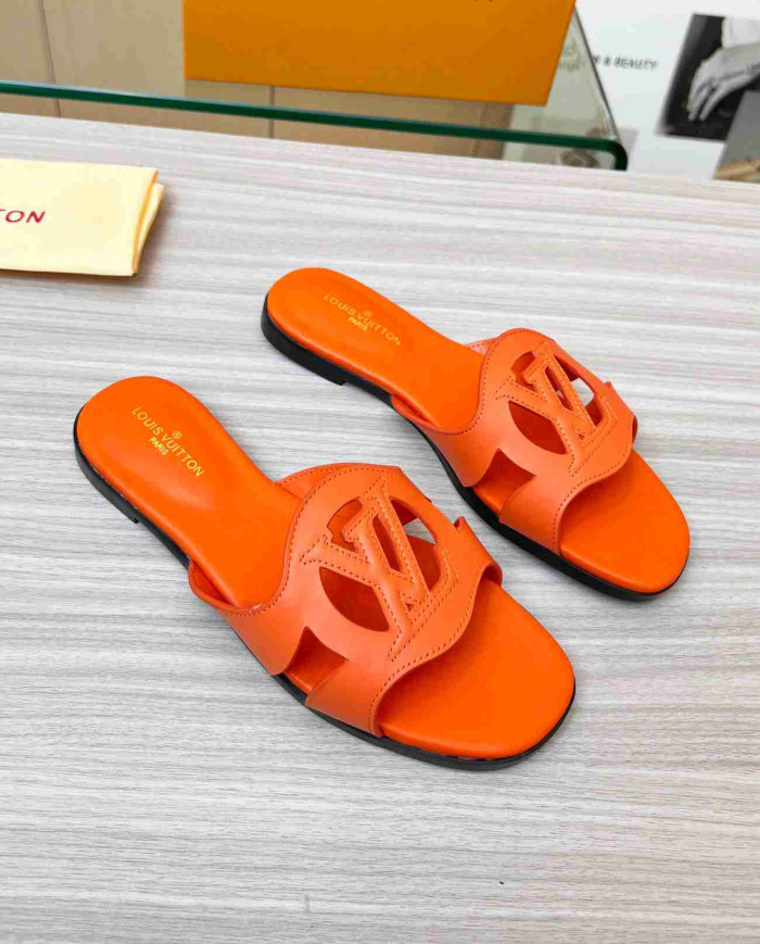 Louis Vuitton Women's Slide slippers