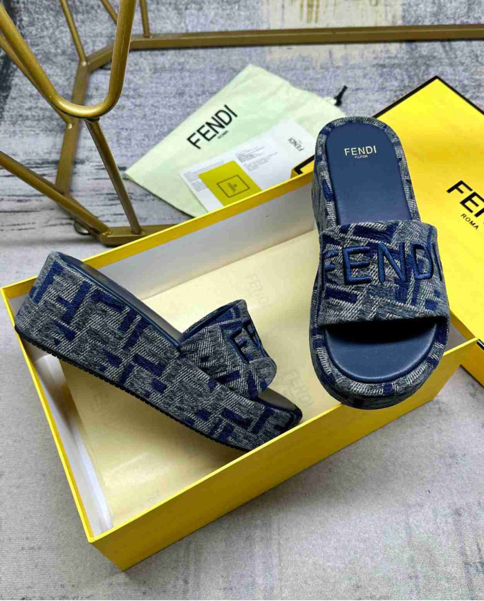 Fendi Women's FF Pattern Platform Slide Slippers