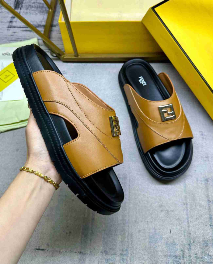 Fendi Men's Leather Slippers
