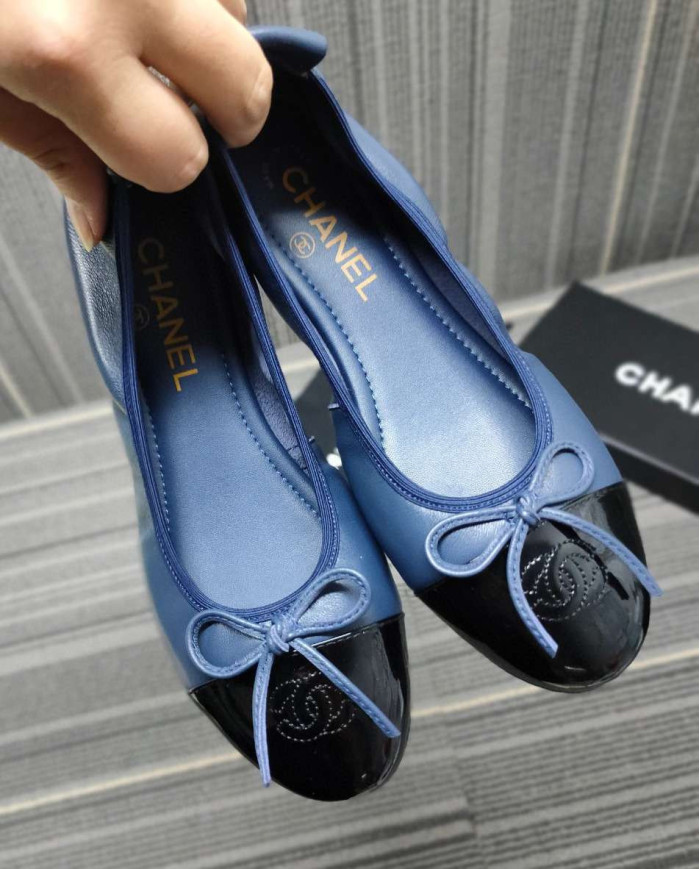 Tory Burch Simple Flats