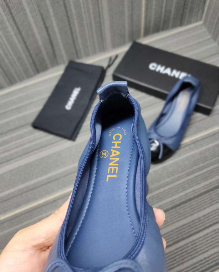 Tory Burch Simple Flats