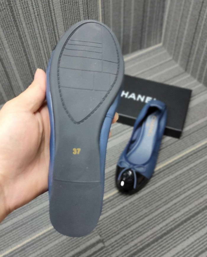 Tory Burch Simple Flats