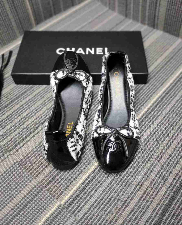 Tory Burch Simple Flats