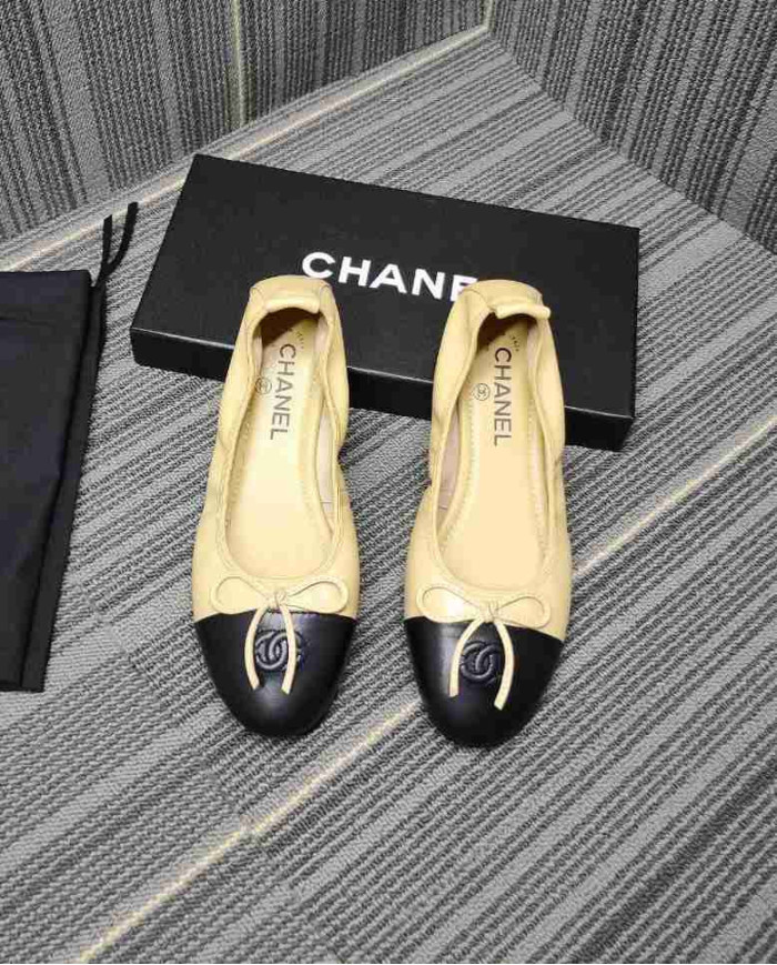 Tory Burch Simple Flats