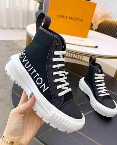 Louis Vuitton Women's Squad Sneakers