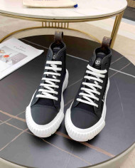 Louis Vuitton Women's Squad Sneakers