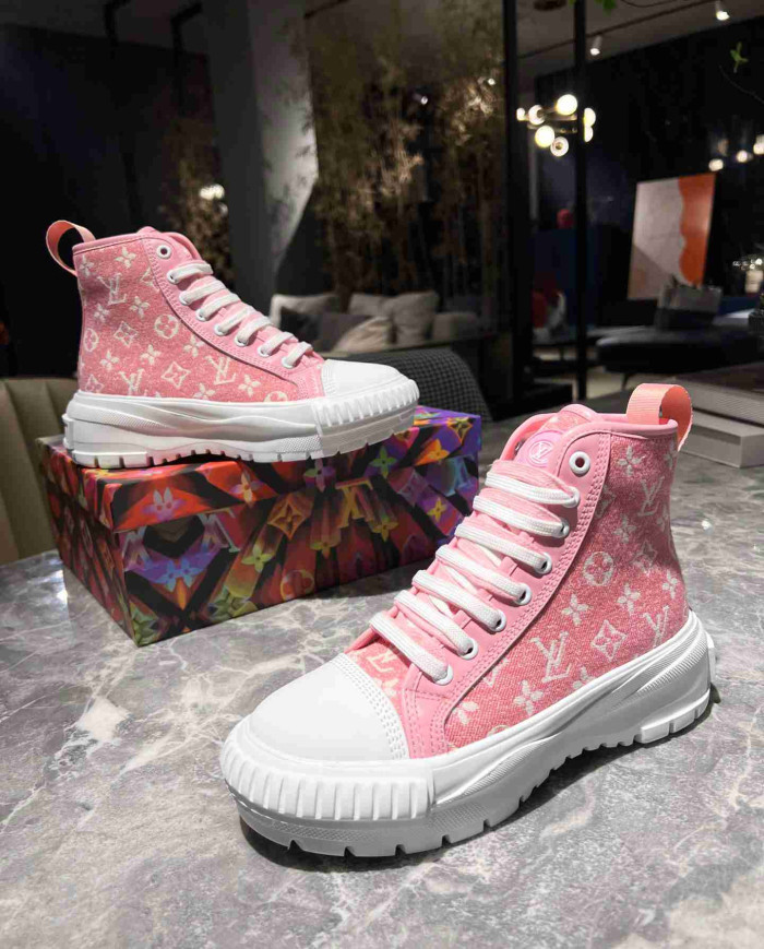 Louis Vuitton Women's Squad Sneaker Boot